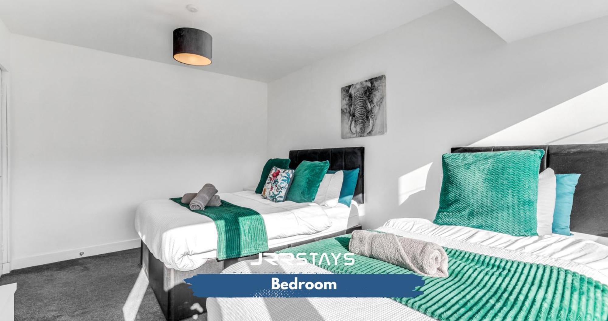 Tipton 3 Bedroom House Garden Sleeps 7 - Jrr Stays Coseley Exterior foto